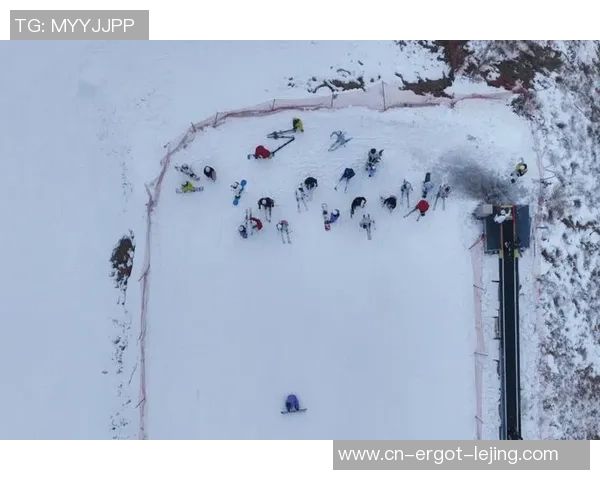 昆明“冰雪推行遍及-群众冰雪运动季”点着冰雪运动热心